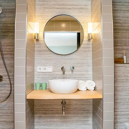 Aparthotel Just Texel & 4*