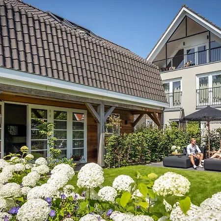 Just Texel & Aparthotel