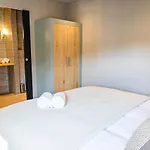 Just Texel & Aparthotel Den Burg